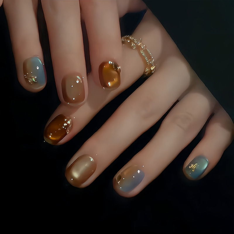 [Autumn Leaf Nan] Autumn and Winter Advanced Sense Amber Simi Original Design Candy Color Cat's Eye Pure Hand-worn Armor