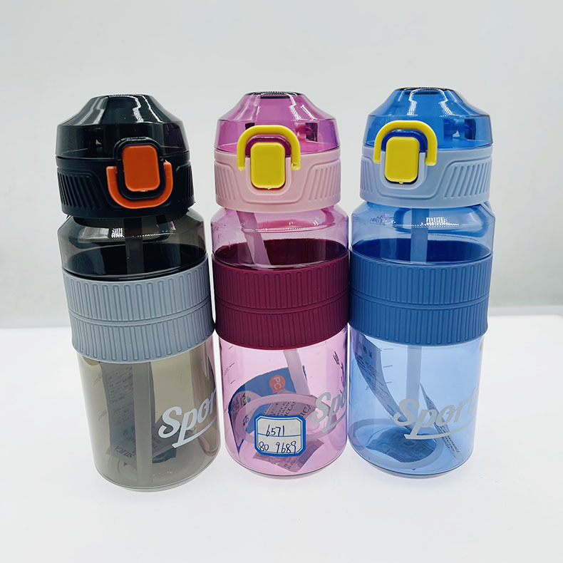 Futong nueva PC plástico estudiante paja taza portátil taza de plástico taza de pico de pato al aire libre de silicona portátil taza de los deportes