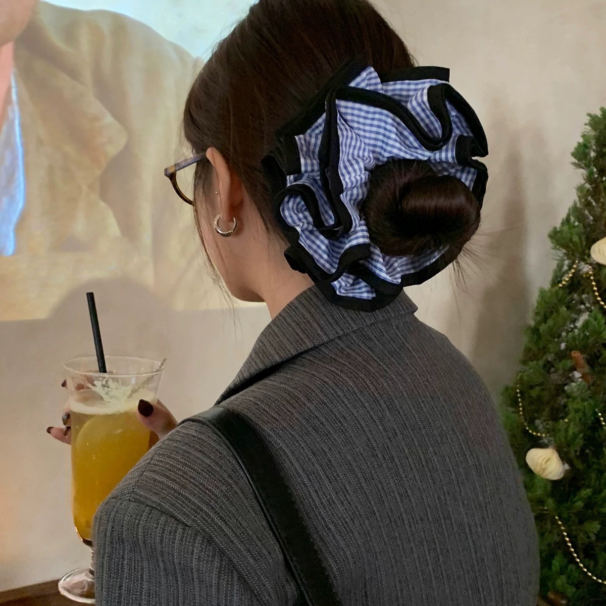 Coreano de encaje a cuadrícula anillo de cabello de intestino para mujeres 2026 nuevo estilo de cabello in-viento de gran tamaño bolas de cabello flor de tocado