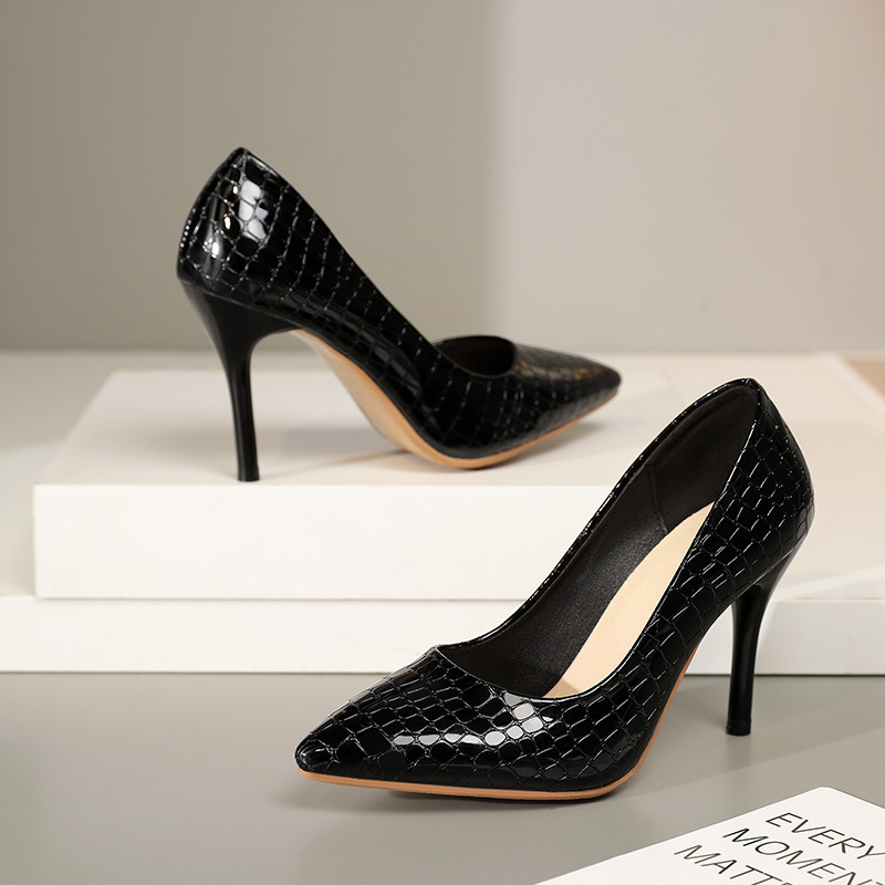 Shoe Factory Early Spring New All-match Thin-heeled Bright Leather Plaid Daily Professional Women's High-heeled Single-layer Shoes