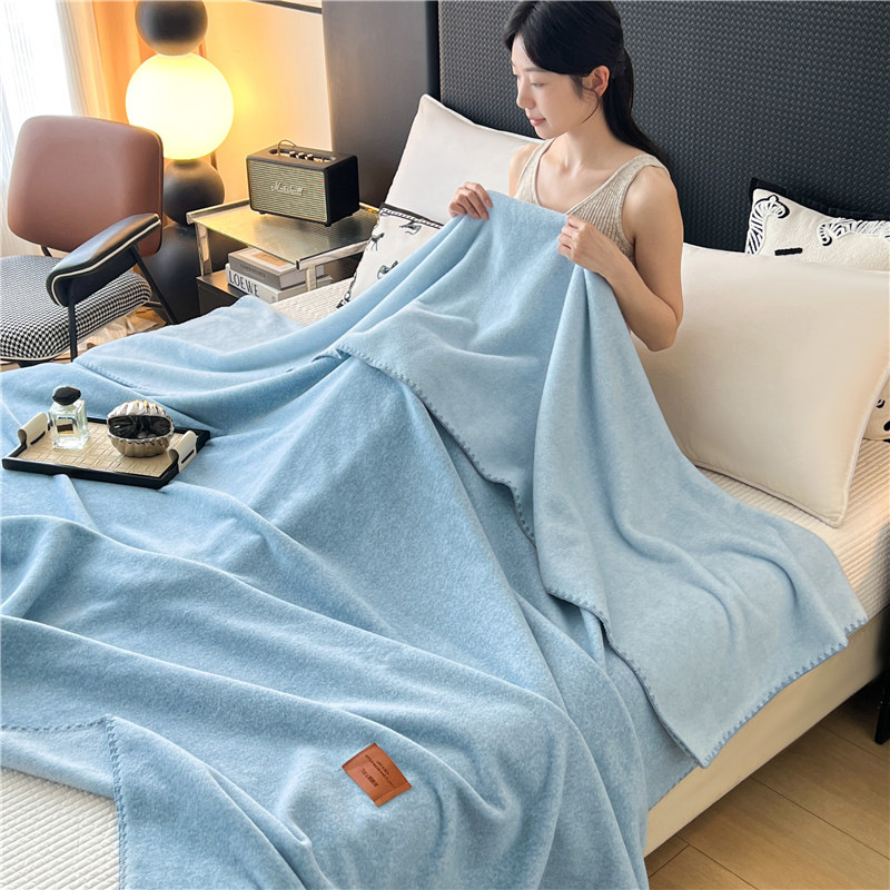 跨境仿羊绒毛毯多功能羊绵绒毯子纯色保暖羊驼绒披肩盖毯外贸批发