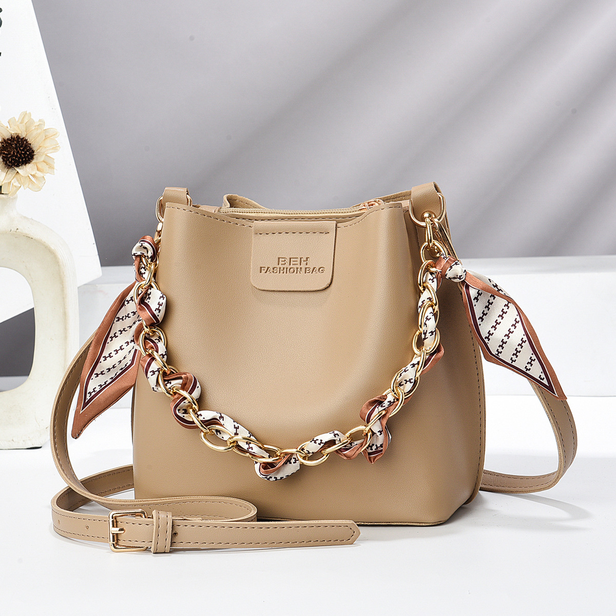 Bolsa de cubo, bolsos de mujer, bolsos de moda, bolsos de nicho, bolsos de cadena, bolsos de taizhou