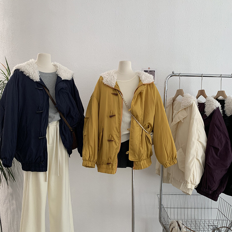 Omalai 모조 양털 칼라 다운 재킷 여성용 느슨한 뿔 버튼 화이트 오리 다운 라이너 긴팔 재킷 트렌디 1494