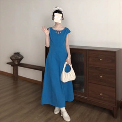 孔雀蓝复古镂空无袖连衣裙女夏季新款端庄大方得体显瘦绝美长裙子