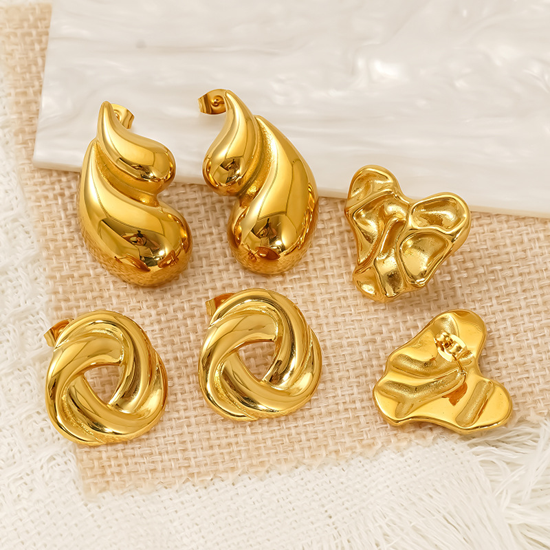 Geometric Pattern 1 Pair Vintage Style Simple Style Geometric Plating Titanium Steel Ear Studs