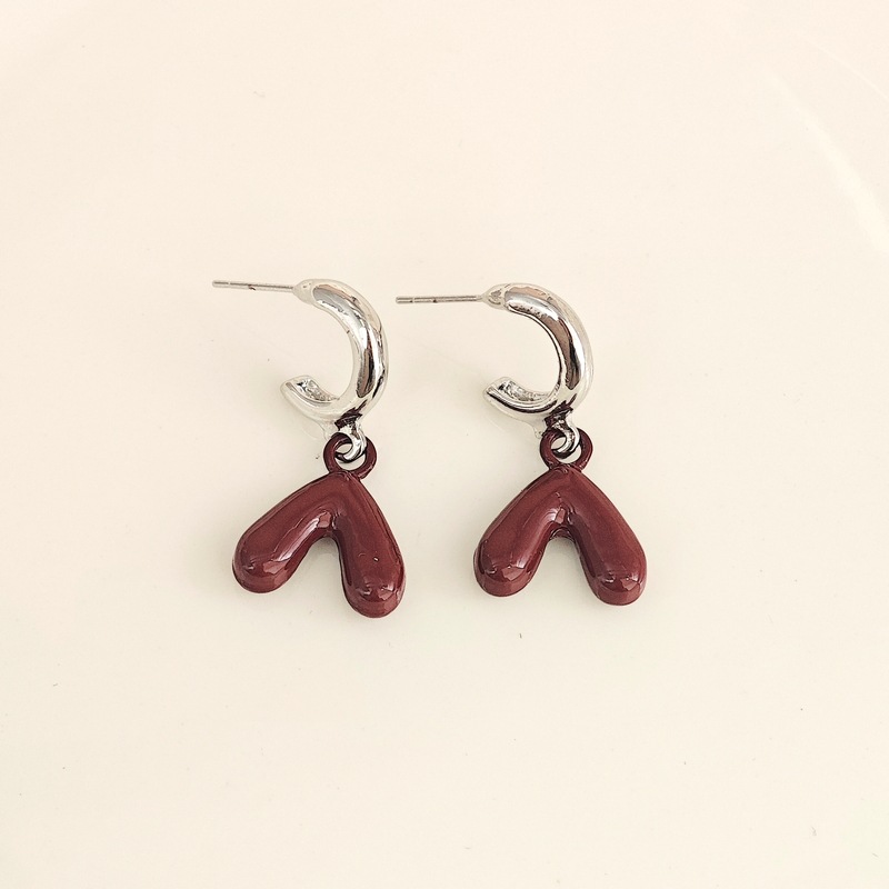 Ankola Red Silver Needle Drop Oil Love Pendientes Pendientes de temperamento simple de moda Pendientes retro de alto nivel de nicho Mujeres