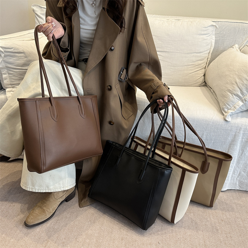 Autumn and Winter New Women's Tote Bag 2025 Trendyy Personalized Shoulder Bag Fashionable Retro Simple Large Capacity Bag Autumn and Winter New Women's Tote Bag 2025 Trendyy Personalized Shoulder Bag Fashionable Retro Simple Large Capacity Bag