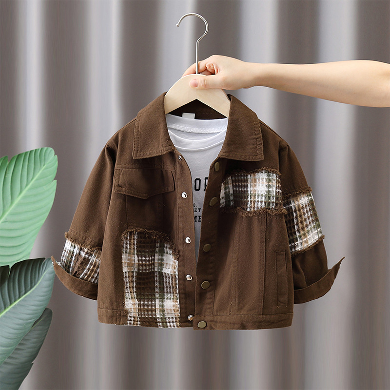 7650 Chaqueta de primavera para niños Chaqueta a cuadros con costuras de moda Chico fresco y guapo Primavera y otoño Nueva ropa de calle frita Primavera