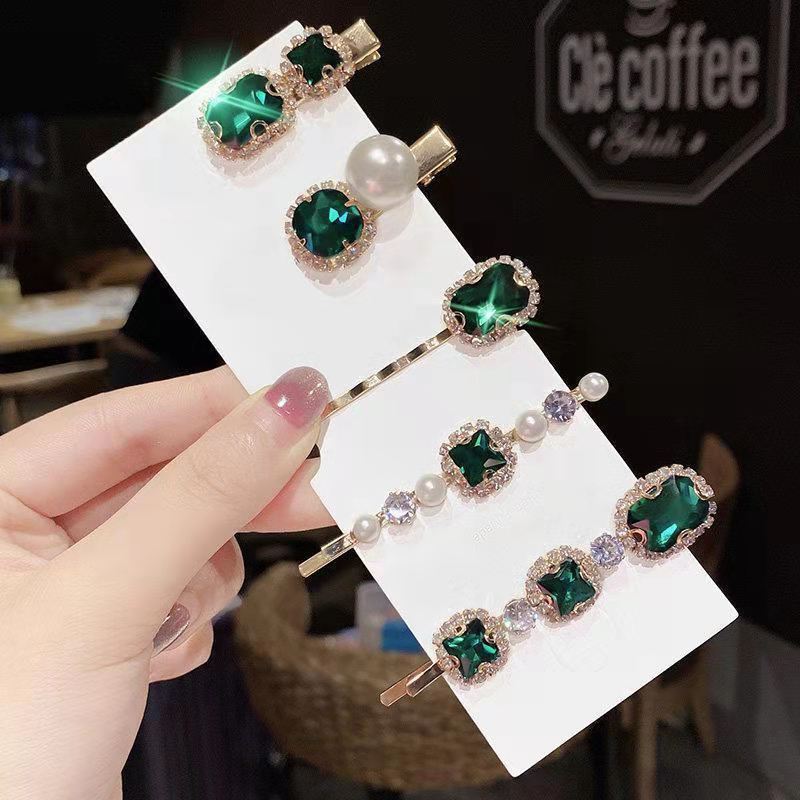 Simple Style Square Alloy Plating Inlay Rhinestones Pearl Hair Clip 1 Set display picture 5