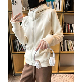 休闲裤;女式卫衣;女式牛仔裤