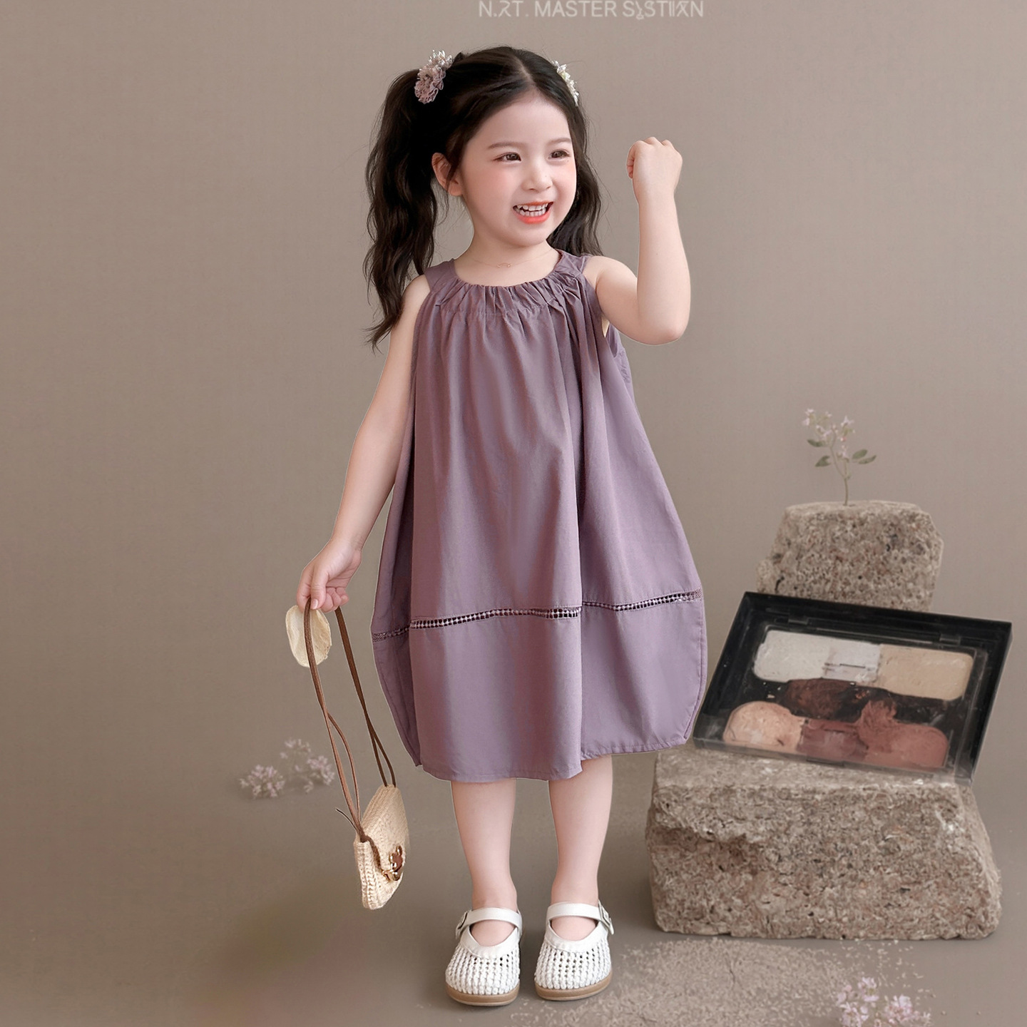 Girls Dress Summer 2025 New Children's Style Baby Girl Sweet Thin Sleeveless Cotton Summer Dress