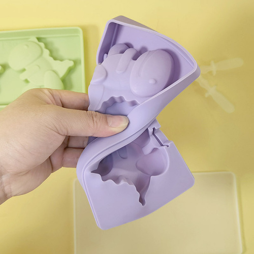 Sanxin Cartoon Snowman Ice Cream Silicone Mold: Homemade Popsicle Maker with Lid, Perfect for Making Ice Cream Cones, Pops, and Dessert Sticks