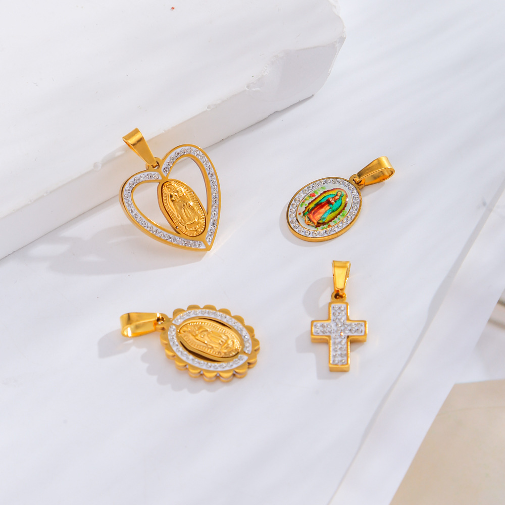 Artículos de venta caliente transfronterizos europeos y americanos, colgante pequeño de la Virgen María con forma de cruz y corazón hueco de AliExpress, adorno colgante para bricolaje.