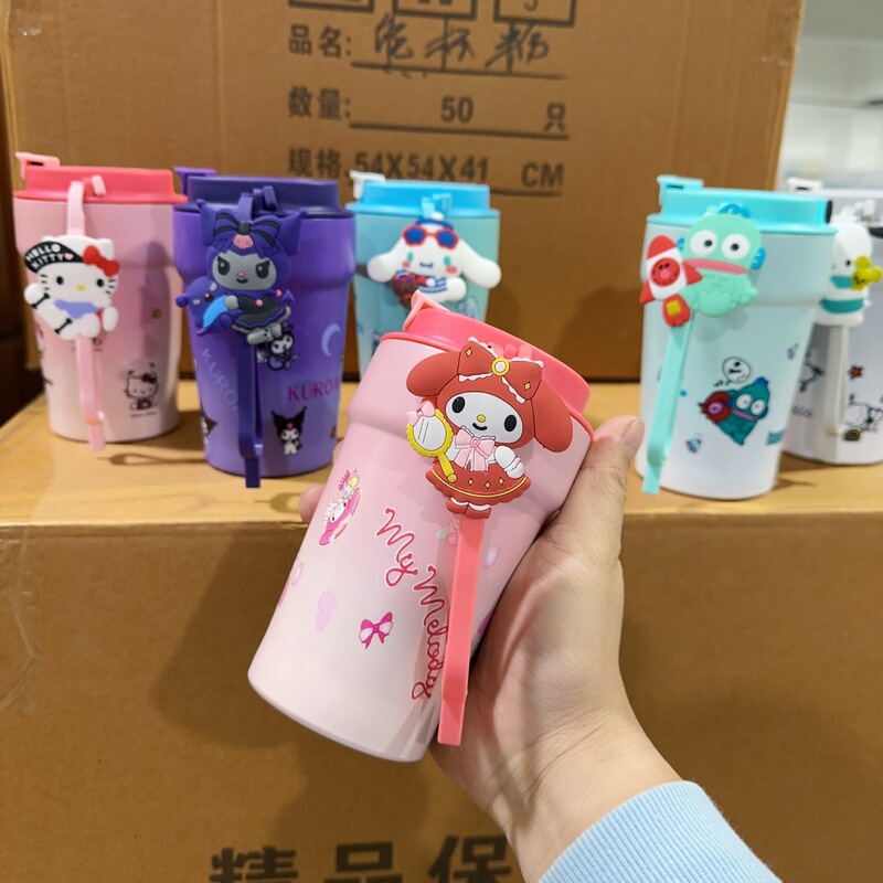 サンリオ保温カップ爆型玉桂犬コーヒーカップパチャ犬がふたを開けて直接飲みます。|undefined