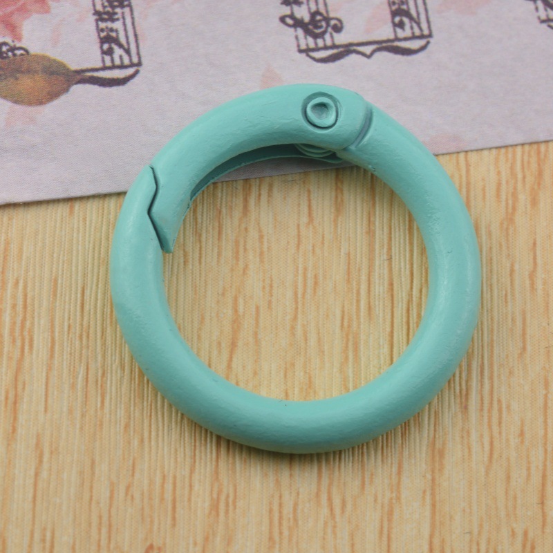 工場直販カラー塗装亜鉛合金スプリングコイル 33 ミリメートルスプリングコイル diy ペンダントキーホルダーアクセサリースプリング