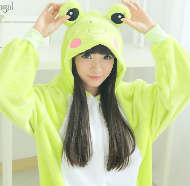 Otoño e Invierno niños y niñas de dibujos animados de animales de una sola pieza pijamas de franela Totoro Panda aseo ropa para el hogar lote mixto