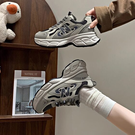2025 Spring Thick-soled Torre Shoes Women's New Retro All-match Breathable Lightweight Small Height-increasing Casual sneaker