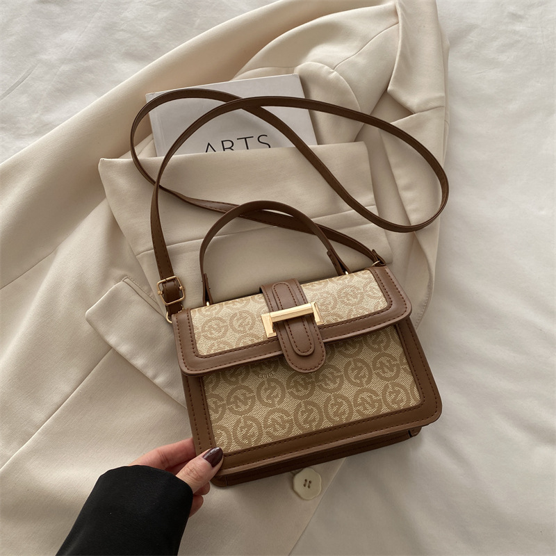 Bolsos para mujer 2025 nuevo estilo de alta calidad clásico pequeño cuadrado bolso de hombro retro de moda bolso de mensajero de moda de todo fósforo