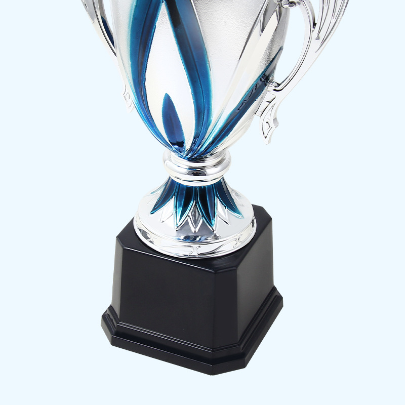 Trofeo de metal personalizado creativo grabación fútbol campeón de baloncesto atmósfera de alta calidad niños jardín de infantes competencia primaria