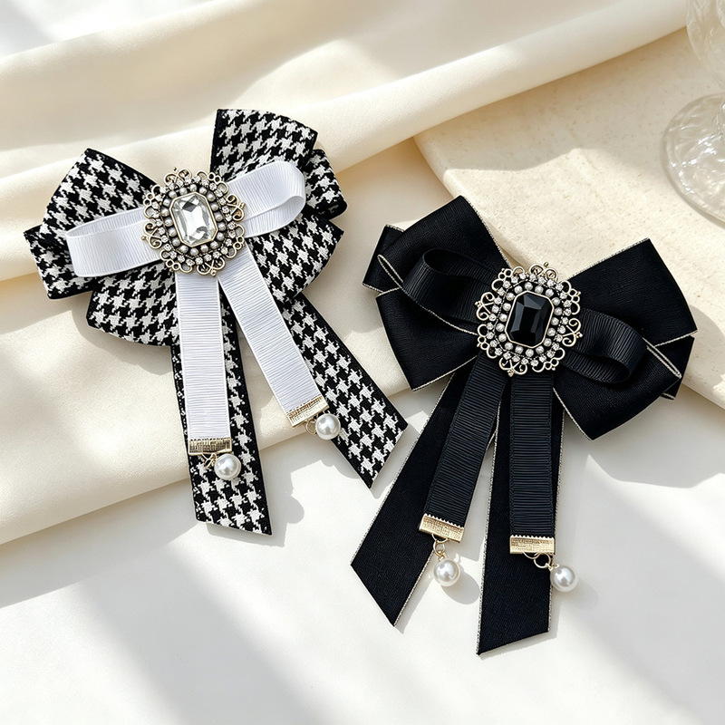 Korean-style bow brooch, elegant JK houndstooth gem bow tie, multi-layer fashion accessory for sweater and dress necklines Korean-style bow brooch, elegant JK houndstooth gem bow tie, multi-layer fashion accessory for sweater and dress necklines