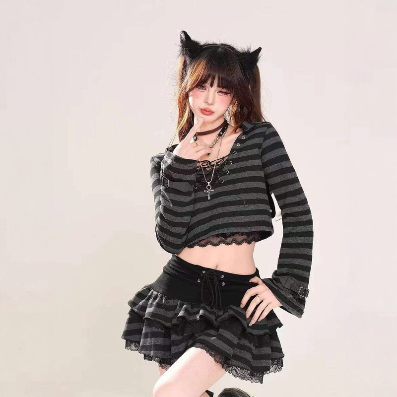 Y2K Cute Style Stripesd Hello Kitty Hoodie Women's Autumn and Winter New Slim Fit Lace-Up Long-Sleeved Top Y2K Cute Style Stripesd Hello Kitty Hoodie Women's Autumn and Winter New Slim Fit Lace-Up Long-Sleeved Top