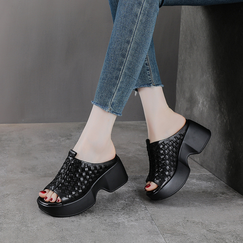 Sandal nữ da bò thật đế xuồng cao gót mũi hở kiểu dệt — màu nâu