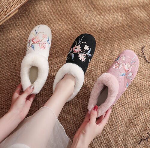 Cotton shoes, embroidered cloth shoes with velvet, autumn and winter women's cloth shoes, fabric women's shoes, woolen shoes, one piece drop shipping