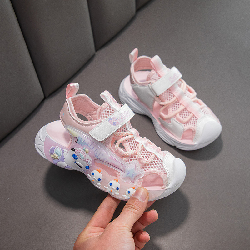 Niñas sandalias de verano 2026 nuevos niños pequeños y medianos dibujos animados zapatos infantis de suela suave zapatos de playa casuales para niños zapatos individuales image 8