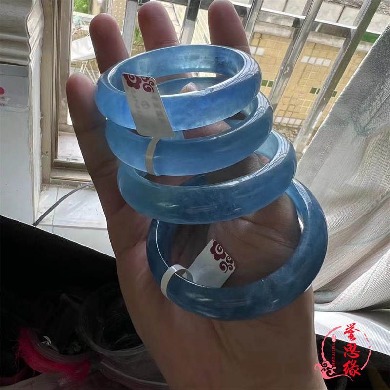巴西冰种魔鬼蓝海蓝宝手镯批发手环首饰一物三图走量直销天然石