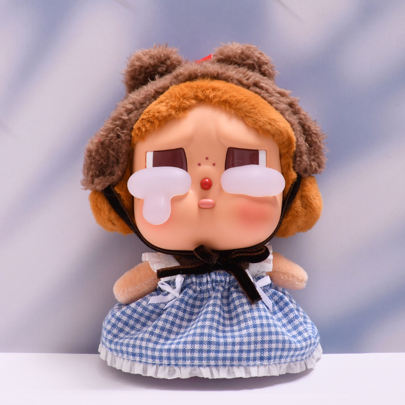 ただの子供服】泣く子供の涙の工場はゴムの顔の人形をごまかします。