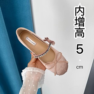 �����Y荎�������4���ְ���Ь��Ů�L��ɫ����һ�֎����|��ЬŮ