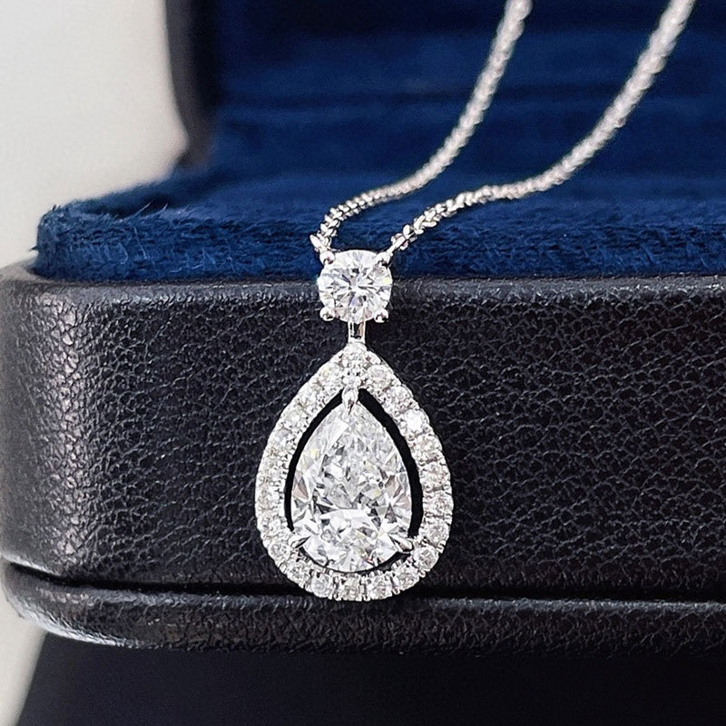 18K Gold Lab-grown Diamond Necklace for Women, 30-point Pendant, PT Platinum Teardrop Diamond Four-Prong Clavicle Chain, 1 Carat Necklace