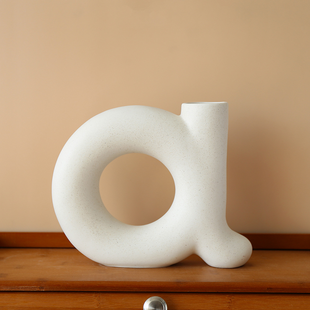 오프화이트(문자 알파 꽃병)