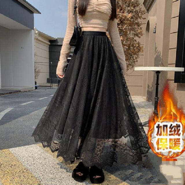 Black plus velvet {butterfly style}