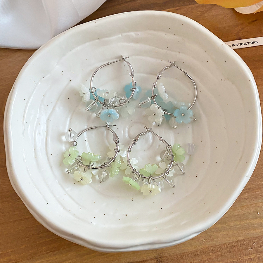 Verano transparente dopamina uva cuentas pendientes ligero lujo nicho de alto grado temperamento delicado pendientes personales versátiles