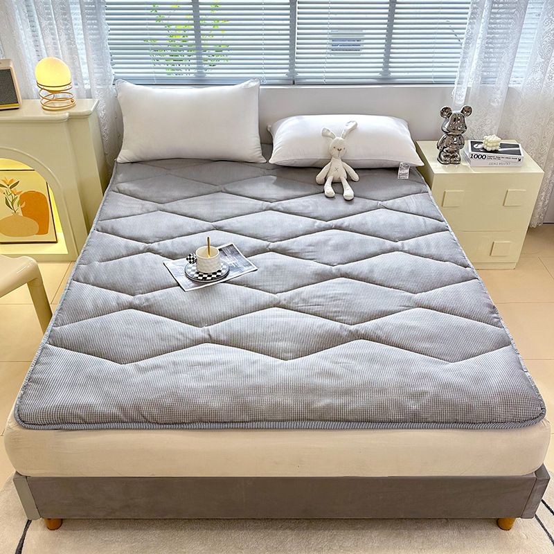 Mattress Topper for Home Use, Thickened Bedding Pad, Double 1.8m Mattress, Dormitory Single Mattress, Breathable Bed Pad