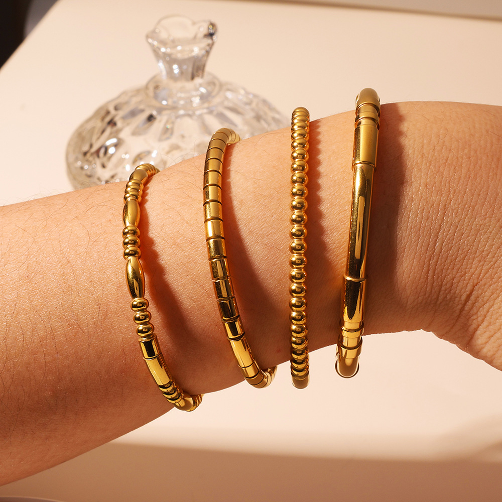 Ins venta caliente acero de titanio 18 quilates de bambú dorado pulsera de hueso de serpiente moda de alta gama pulsera de mujer salvaje pulsera al por mayor