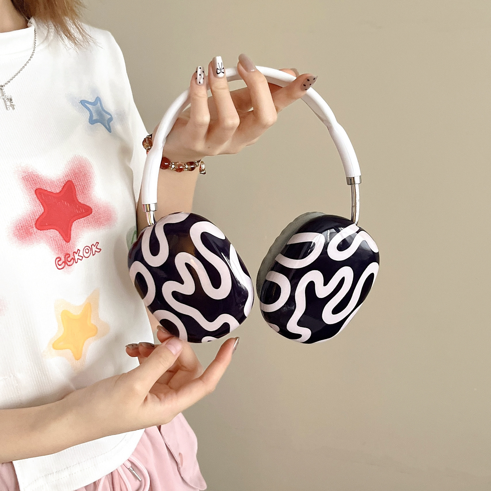 Korean Style Twisted Lines Suitable for airpods Max Protective Case Apple Headset Ear Cap Ear Mover Earphone Case