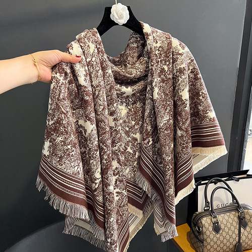 Autumn and winter ethnic style tassel large square scarf for women in Lijiang travel photography warm imitation cashmere scarf thick shawl dual use