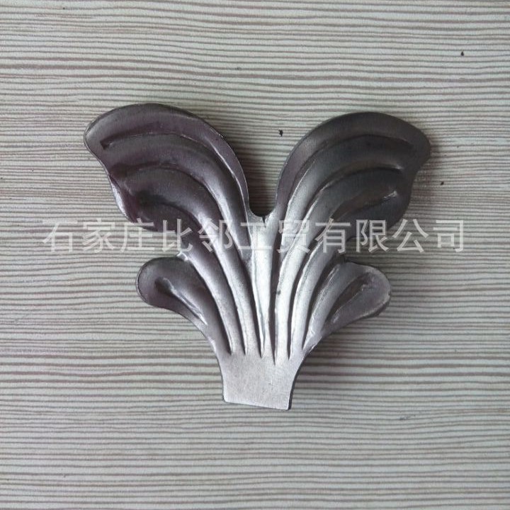 五金铁花，冲压金属工艺品，铁大门栏杆围栏窗配件