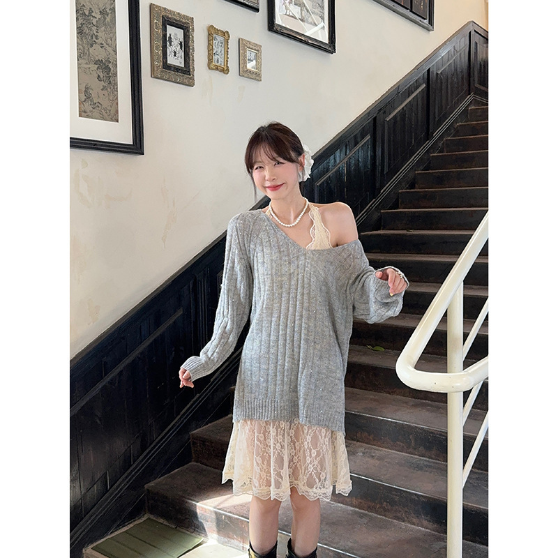实拍~甜辣妹V领宽松休闲叠穿软糯套头毛衣女2025秋季时尚百搭上衣|undefined
