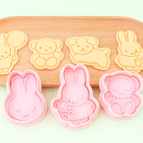 Compact mold