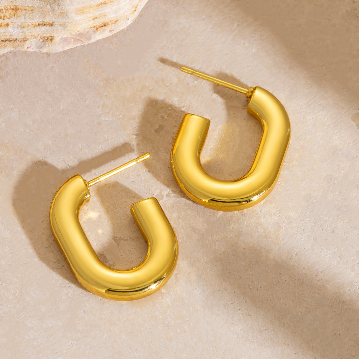 Pendientes redondos de 18K de acero inoxidable transfronterizos europeos y americanos exagerados, botones de oreja para mujer, nuevos pendientes retro geométricas de todo fósforo