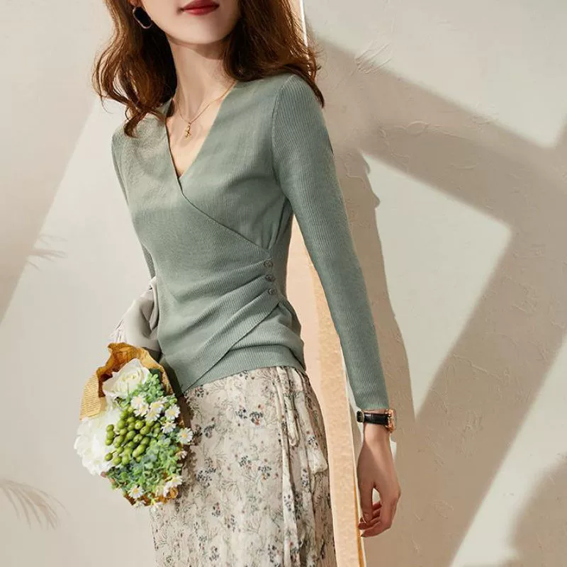 Женская трикотажная футболка, Женская осенне-зимняя Новинка 2023, европейский и американский узкий облегающий однотонный облегающий базовый топ с V-образным вырезом, модный