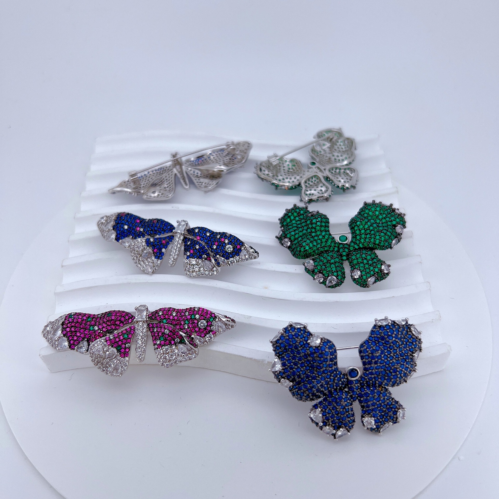 Elegant, Glam Style Elegant Glam Pin Butterfly Copper Zircon Women's Brooches