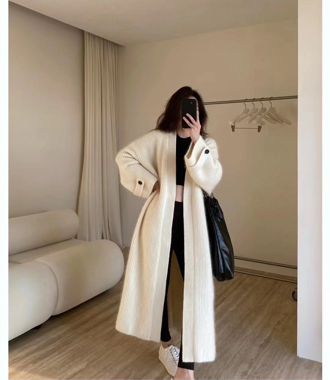 770g Weight Wholesale Women's Elegant Solid Color Long Sleeve Button Sweaters & Cardigans