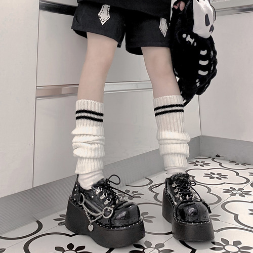 JK Japanese Lolita Knitted Striped Knee-High Socks for Women, Autumn/Winter Warmth Leg Guards, Mid-Calf Lolita Stacked Socks