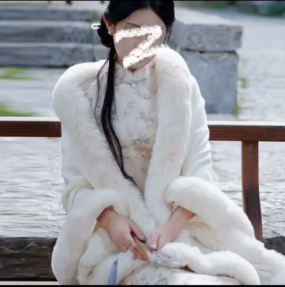 31913民国风白色毛毛绒斗篷披肩女装外套搭配旗袍冬气质大码女装