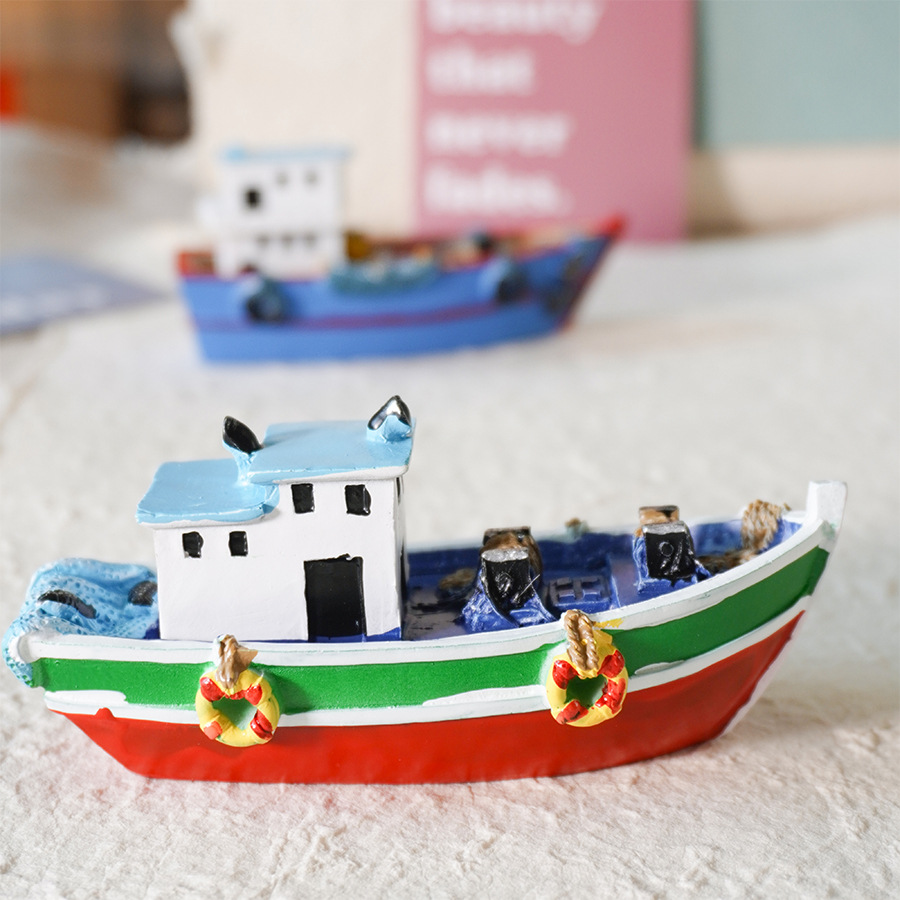 批发手工彩绘渔船树脂船模型摆件树脂小船海边旅游纪念品友谊的小