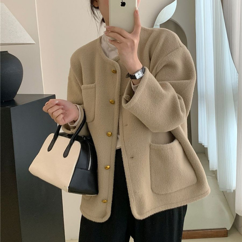 Double-Sided Knitted Cardigan for Women 2025 Winter New French Accessible Luxury Small Fragrance Style Short Sweater Jacket